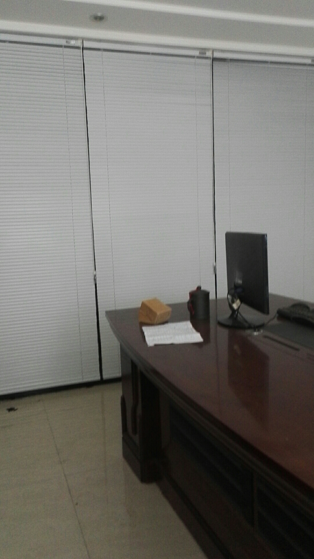 宜君家居百葉簾,宜君家居電動窗簾,宜君家居臺布、椅套,湖南宜君家居有限公司