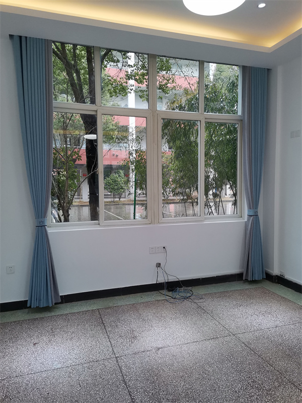 宜君家居百葉簾,宜君家居電動(dòng)窗簾,宜君家居臺(tái)布、椅套,湖南宜君家居有限公司